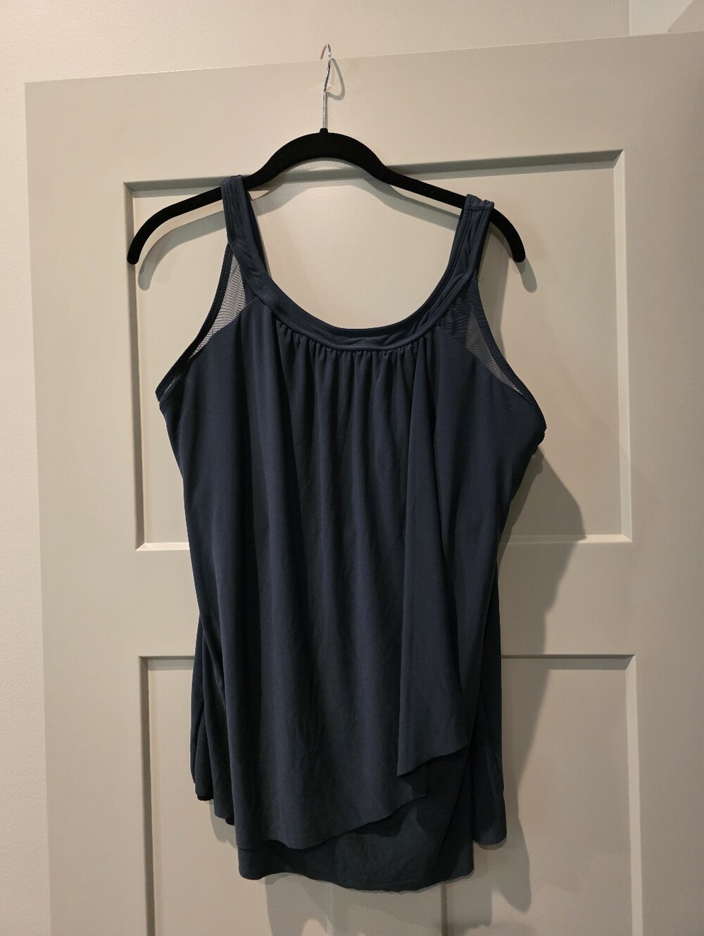 Miraclesuit Women's Size 14DD Underwire Tankini Swim Top Ursula Navy Blue - Picture 2 of 5